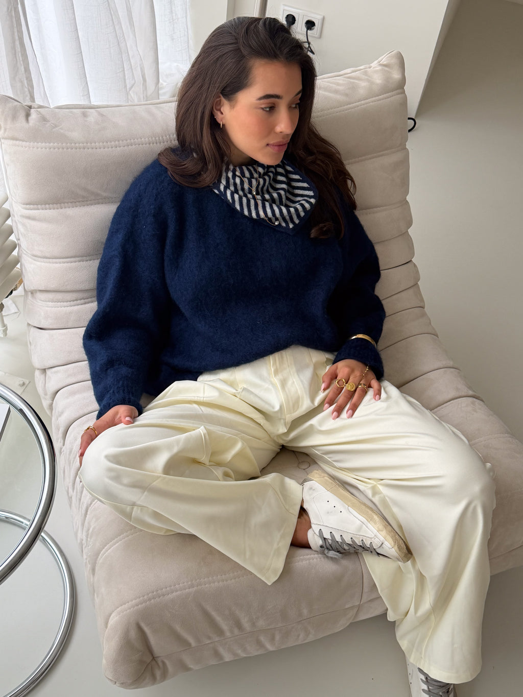 Wide leg tailored pleated pants