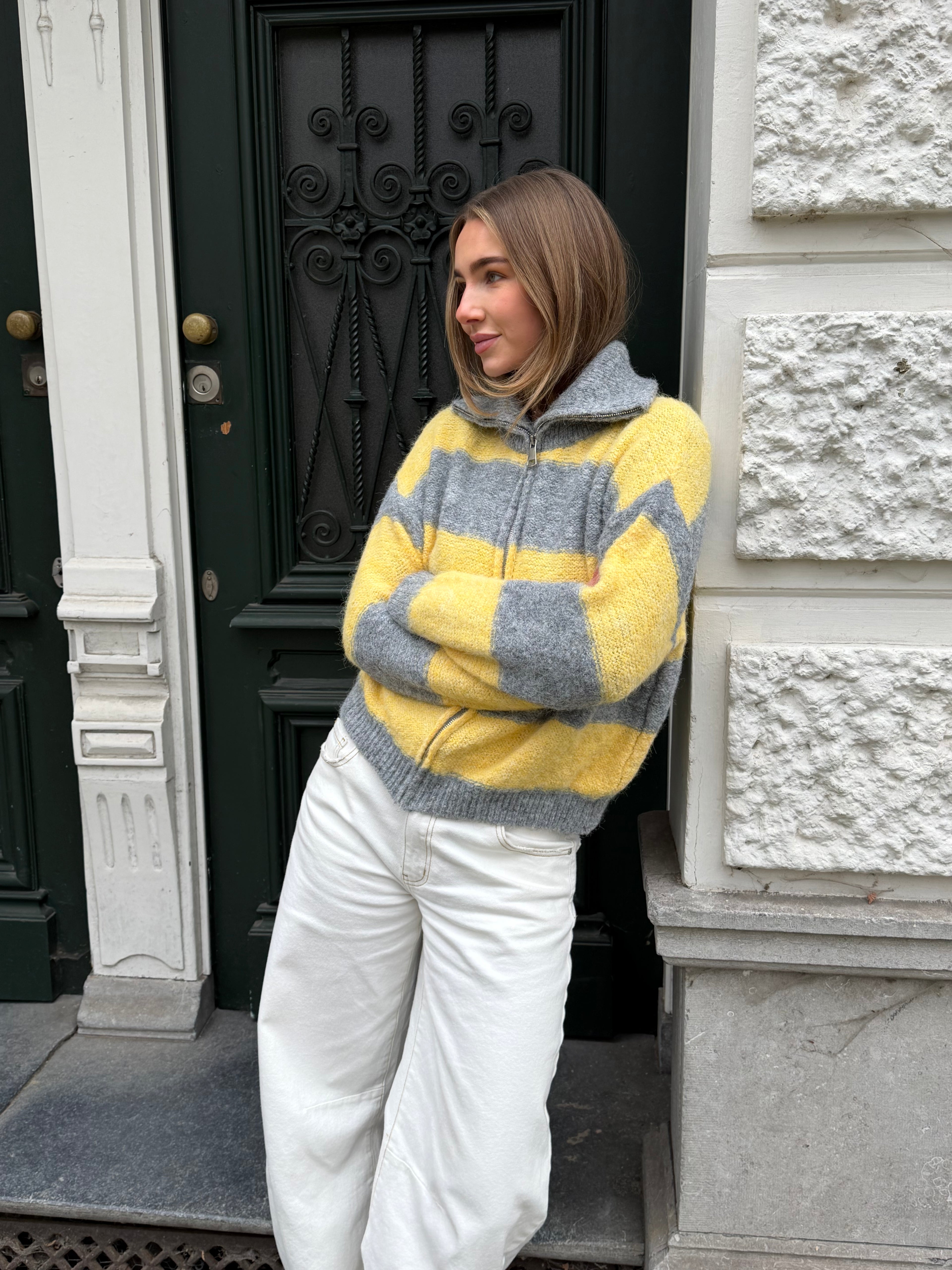 Knitted Vest Grey Yellow