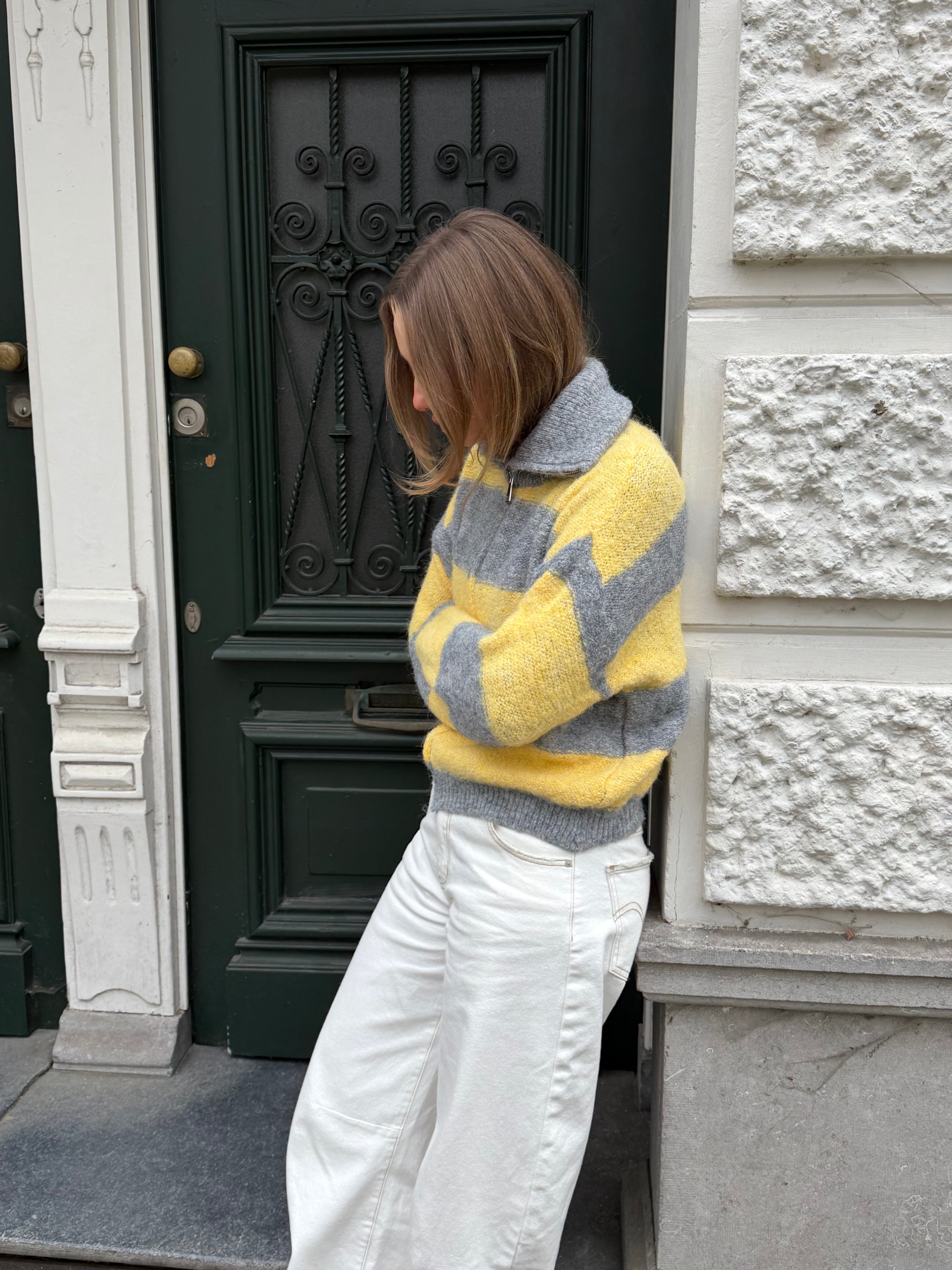 Knitted Vest Grey Yellow